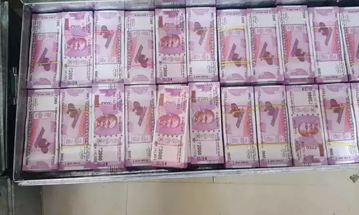 Gujarat becomes hotbed to fake currency notes & drugs