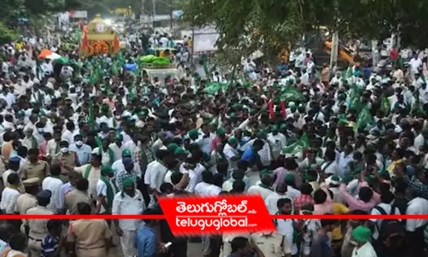Amaravati farmers Maha Padayatra paused temporarily amid police restrictions