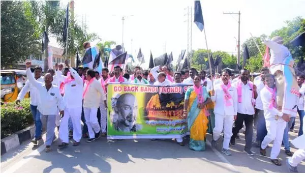 బీజేపీVs టీఆరెస్: యాదాద్రిలో ఉద్రిక్త రాజకీయాలకు తెరలేపిన బండి సంజయ్