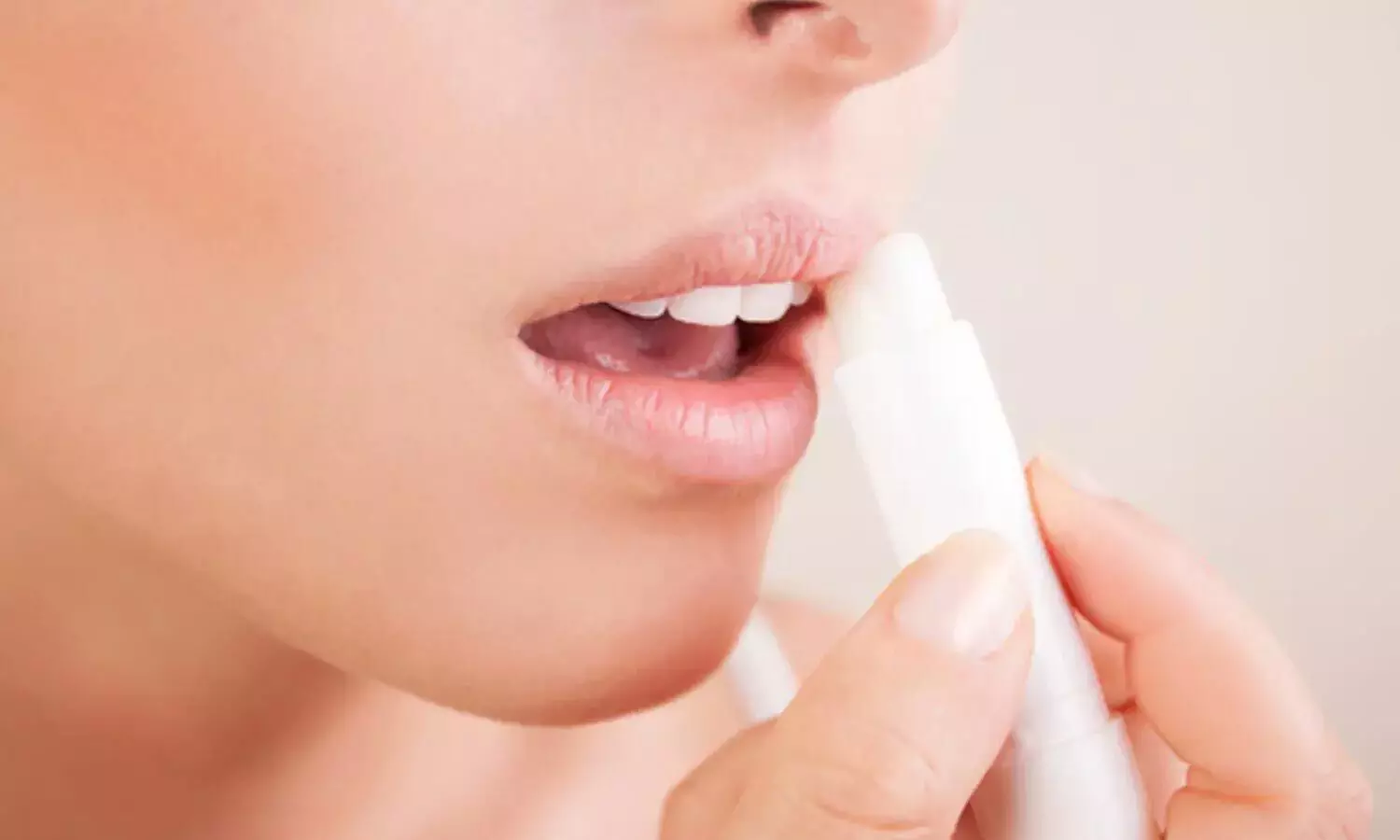 How You Should Take Care Of Your Lips During Winters