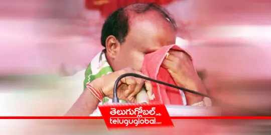 Karnataka CM breaks down at event